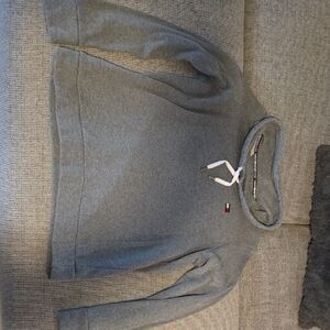 Tommy Hilfiger Heather Gray Sweatshirt